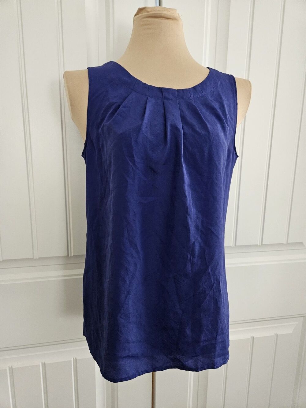 Loft Royal Blue Shell Tank Top Pleated Scoop Neckline Relaxed Fit Sz S